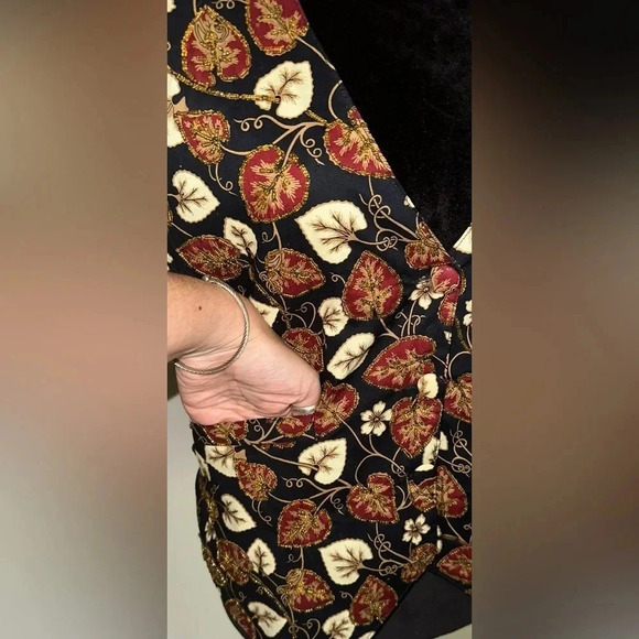 Halsey Collection Black Beaded Autumn Leaf Vest Size L - NWT - Picture 3 of 9